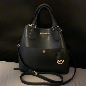Michael Kors Satchel Crossbody